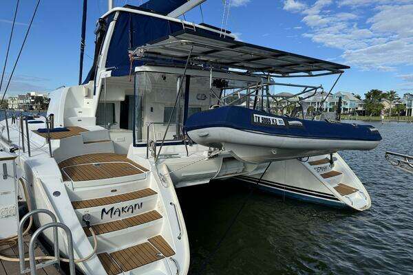 Photo of the 2006 Lagoon 440 "MAKANI"