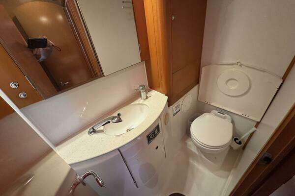 Lagoon 440 Yacht For Sale