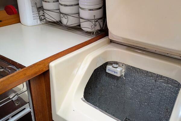 Larose des Vents V 33ft Hunter Yacht For Sale