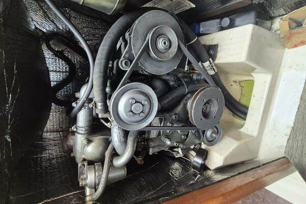 Larose des Vents V 33ft Hunter Yacht For Sale