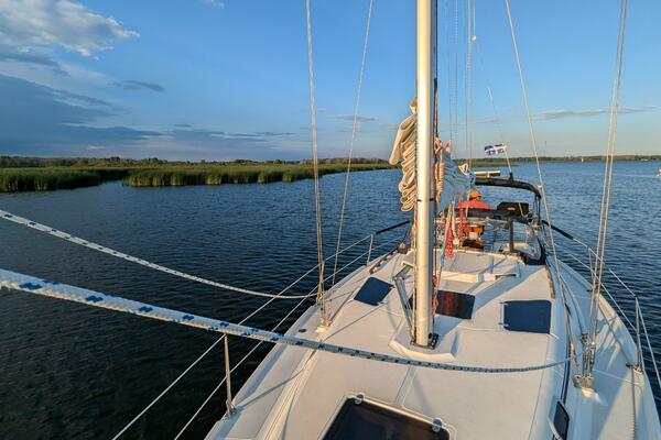 Larose des Vents V 33ft Hunter Yacht For Sale