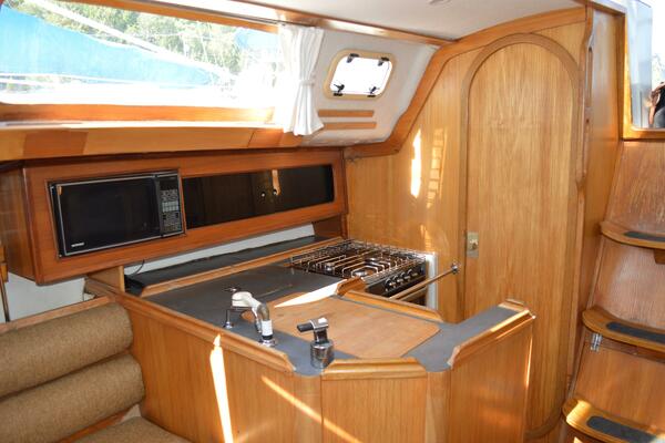 Moonraker 32ft Kirie Yacht For Sale