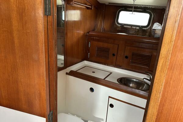 Big Adventure 46ft Oceanic Yacht For Sale