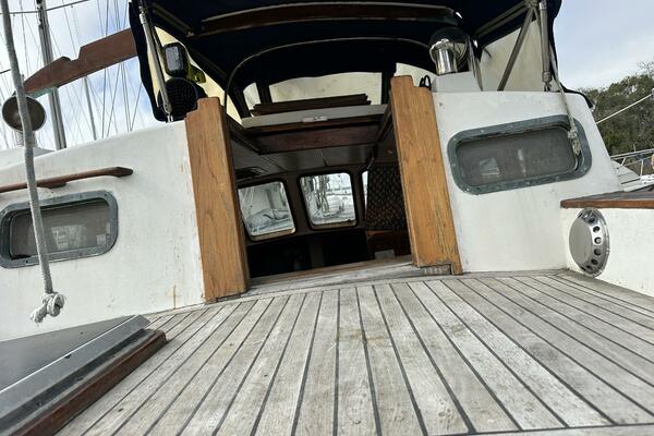 Big Adventure 46ft Oceanic Yacht For Sale