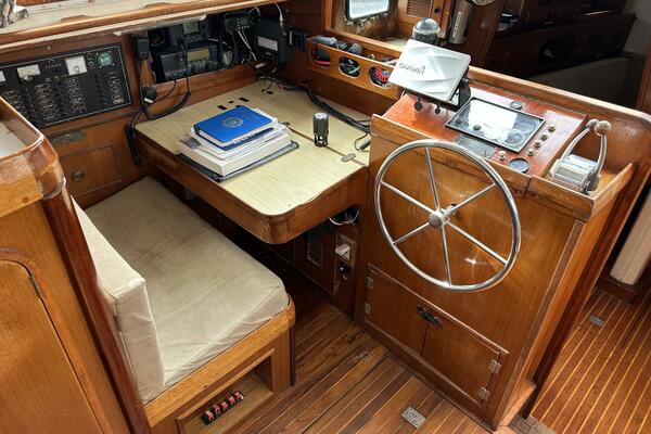 Big Adventure 46ft Oceanic Yacht For Sale