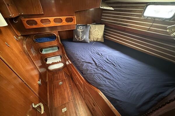 Big Adventure 46ft Oceanic Yacht For Sale