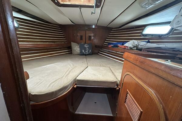 Big Adventure 46ft Oceanic Yacht For Sale