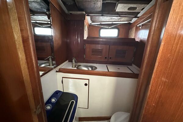 Big Adventure 46ft Oceanic Yacht For Sale