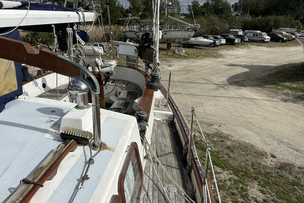 Big Adventure 46ft Oceanic Yacht For Sale