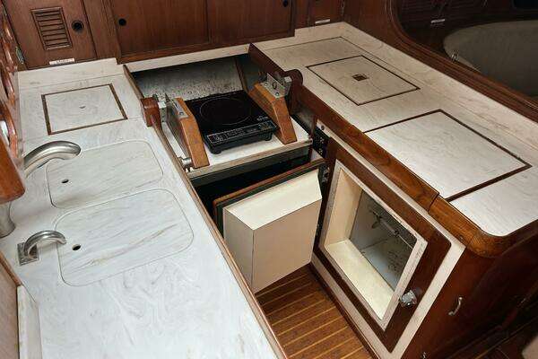 Photo of the 1986 Oceanic  "Big Adventure"