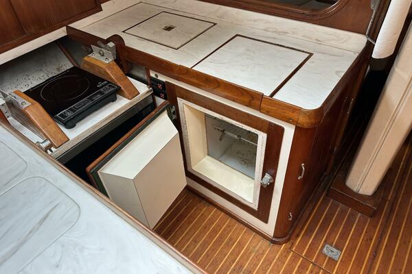 Big Adventure 46ft Oceanic Yacht For Sale