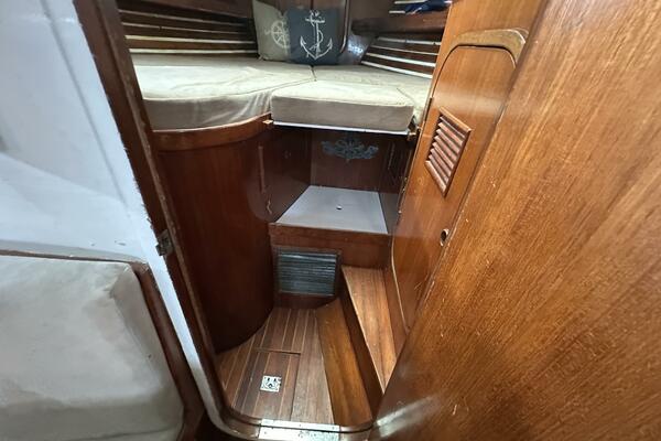 Big Adventure 46ft Oceanic Yacht For Sale