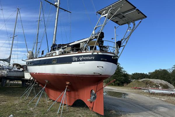 Big Adventure 46ft Oceanic Yacht For Sale