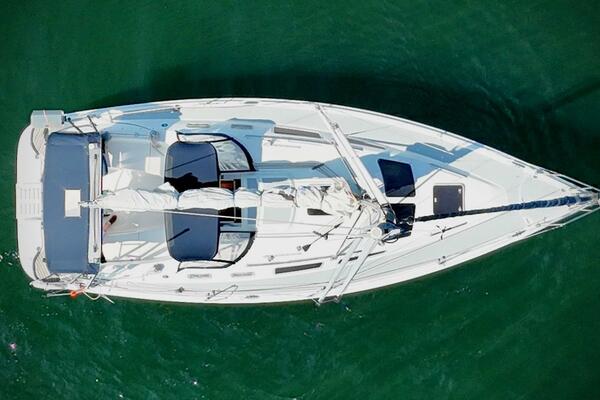 Monarch 35ft Hunter Yacht For Sale