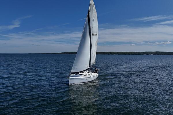 Monarch 35ft Hunter Yacht For Sale