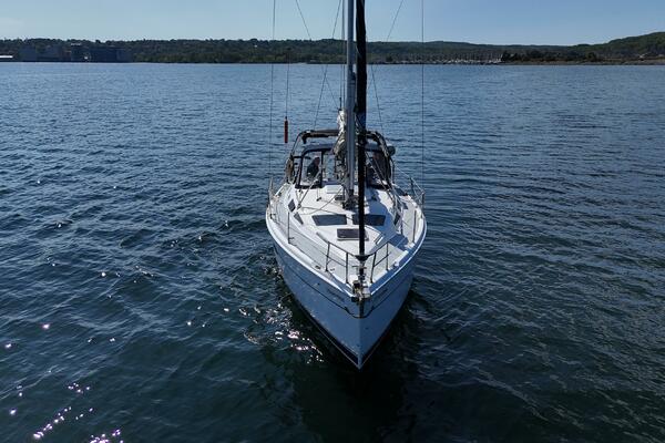 Monarch 35ft Hunter Yacht For Sale