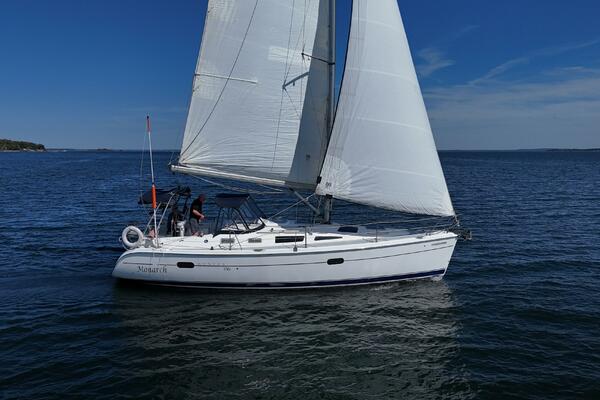 Monarch 35ft Hunter Yacht For Sale