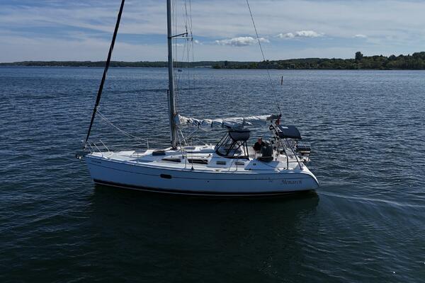 Monarch 35ft Hunter Yacht For Sale