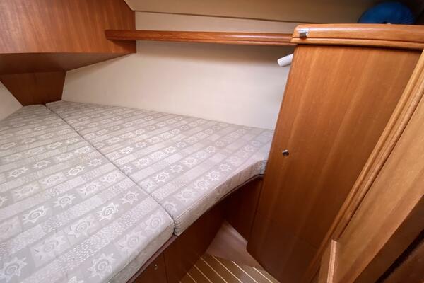 Monarch 35ft Hunter Yacht For Sale