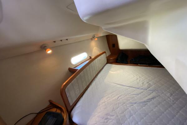 Monarch 35ft Hunter Yacht For Sale