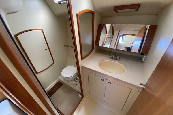 Monarch 35ft Hunter Yacht For Sale