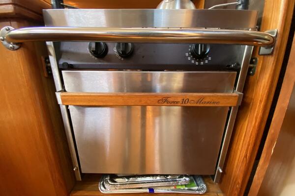 Monarch 35ft Hunter Yacht For Sale