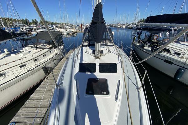 Monarch 35ft Hunter Yacht For Sale