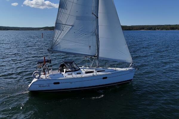 Monarch 35ft Hunter Yacht For Sale