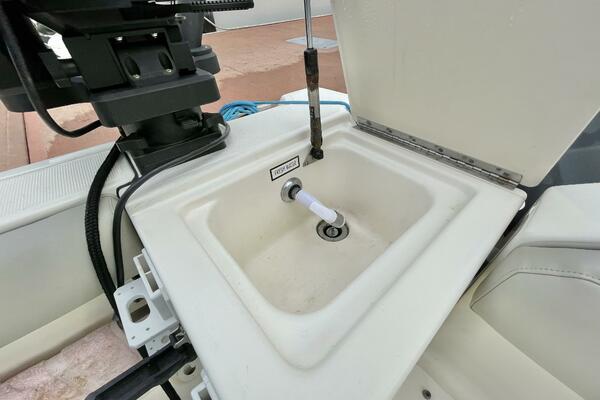 28ft Pursuit Yacht For Sale 28ft Pursuit Yacht For Sale