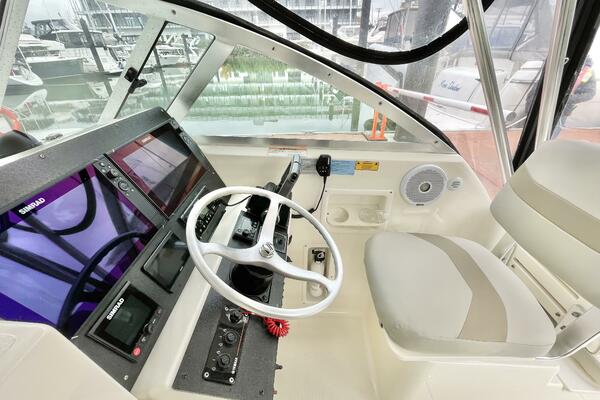 28ft Pursuit Yacht For Sale 28ft Pursuit Yacht For Sale