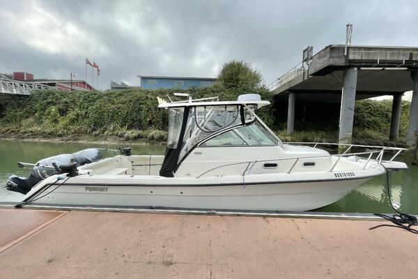 28ft Pursuit Yacht For Sale 28ft Pursuit Yacht For Sale