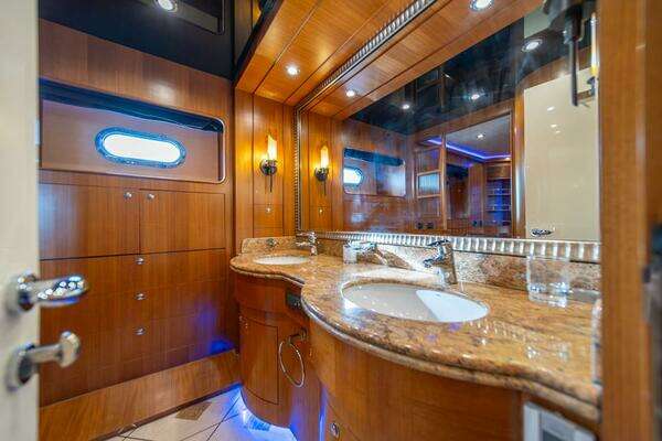 Horizon  Yacht For Sale