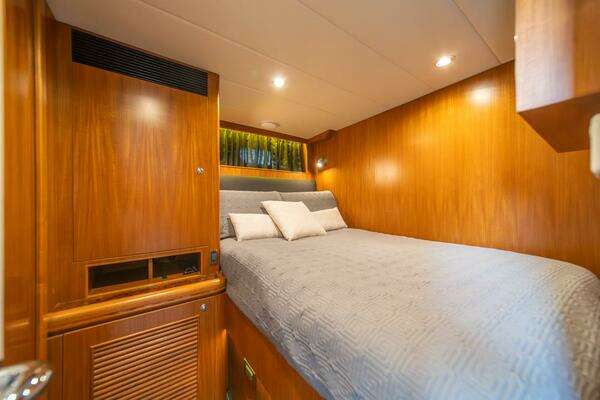Horizon  Yacht For Sale