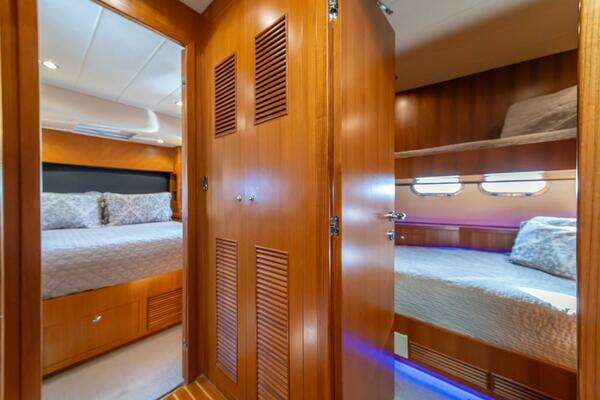 Horizon  Yacht For Sale