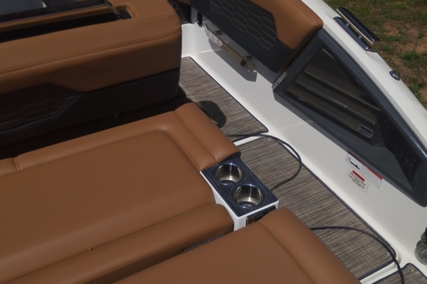 29ft Cobalt Yacht For Sale