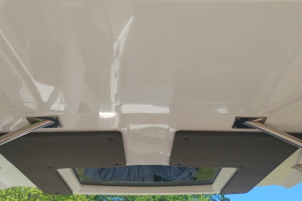 29ft Cobalt Yacht For Sale