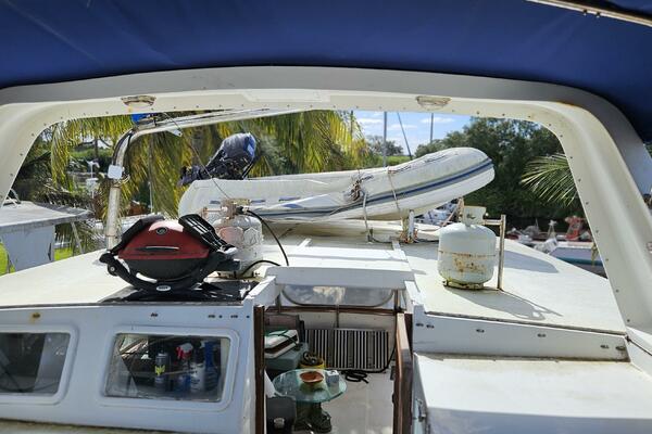Adventure 48ft CHB Yacht For Sale