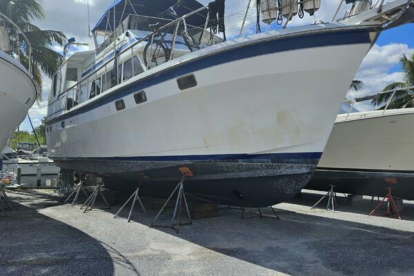 Adventure 48ft CHB Yacht For Sale