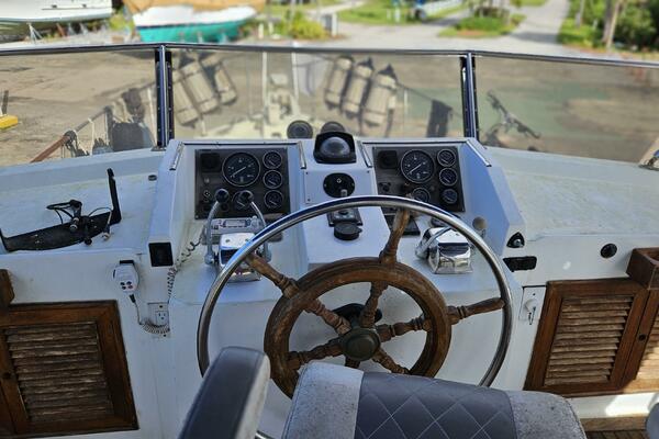 Adventure 48ft CHB Yacht For Sale