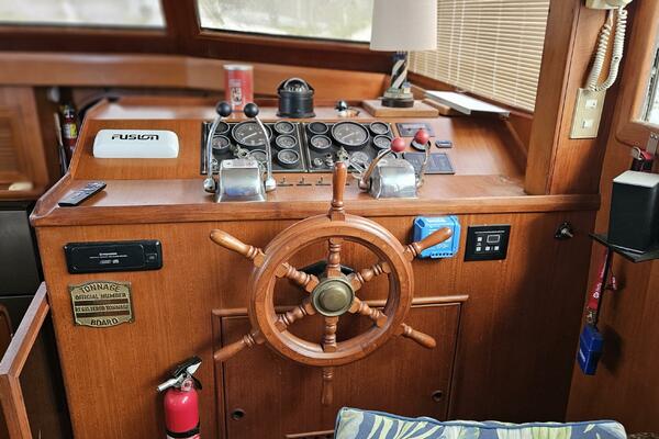 Adventure 48ft CHB Yacht For Sale