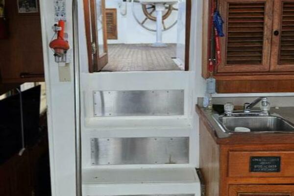 Adventure 48ft CHB Yacht For Sale