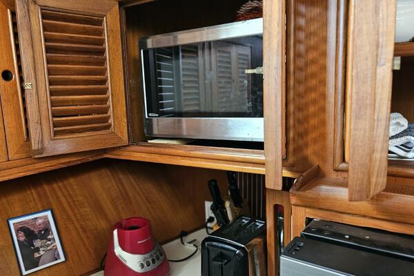 Adventure 48ft CHB Yacht For Sale