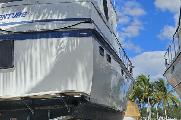 Adventure 48ft CHB Yacht For Sale