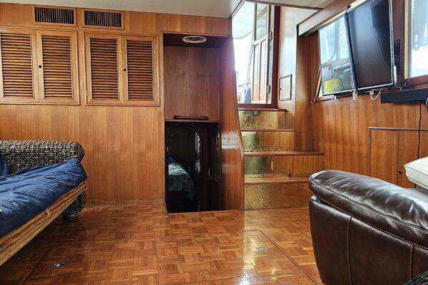 Adventure 48ft CHB Yacht For Sale