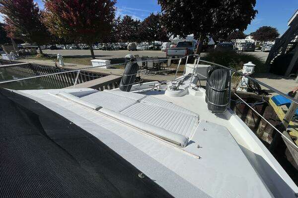 Viking 50 Motor Yacht Yacht For Sale