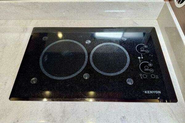 Sea Ray 510 Sundancer Yacht For Sale