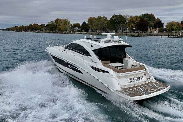 Sea Ray 510 Sundancer Yacht For Sale