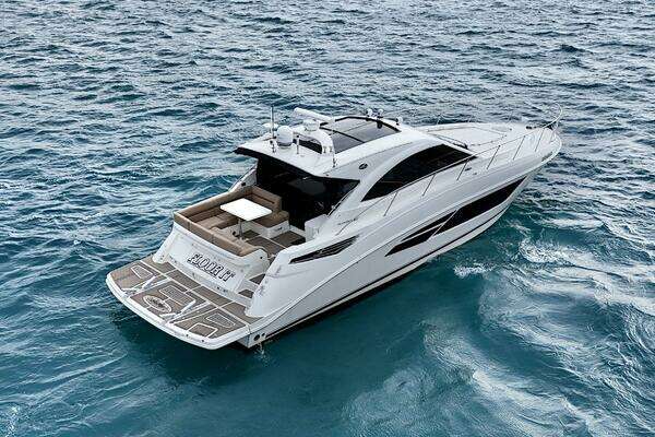 Sea Ray 510 Sundancer Yacht For Sale