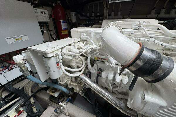 Sea Ray 510 Sundancer Yacht For Sale