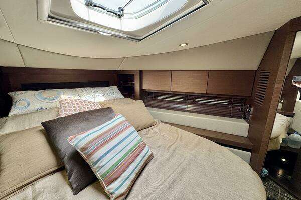 Sea Ray 510 Sundancer Yacht For Sale